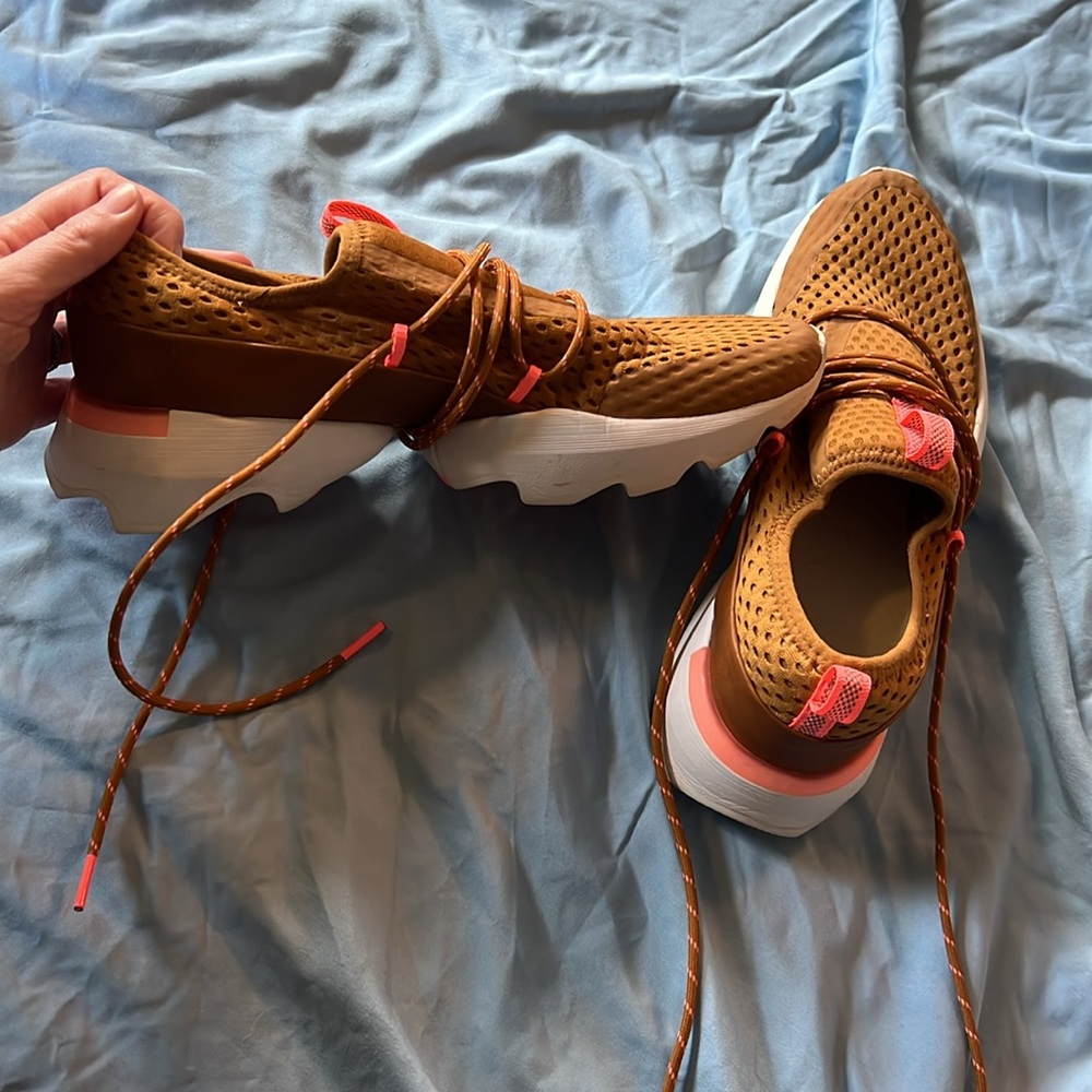 SOREL tennis shoes